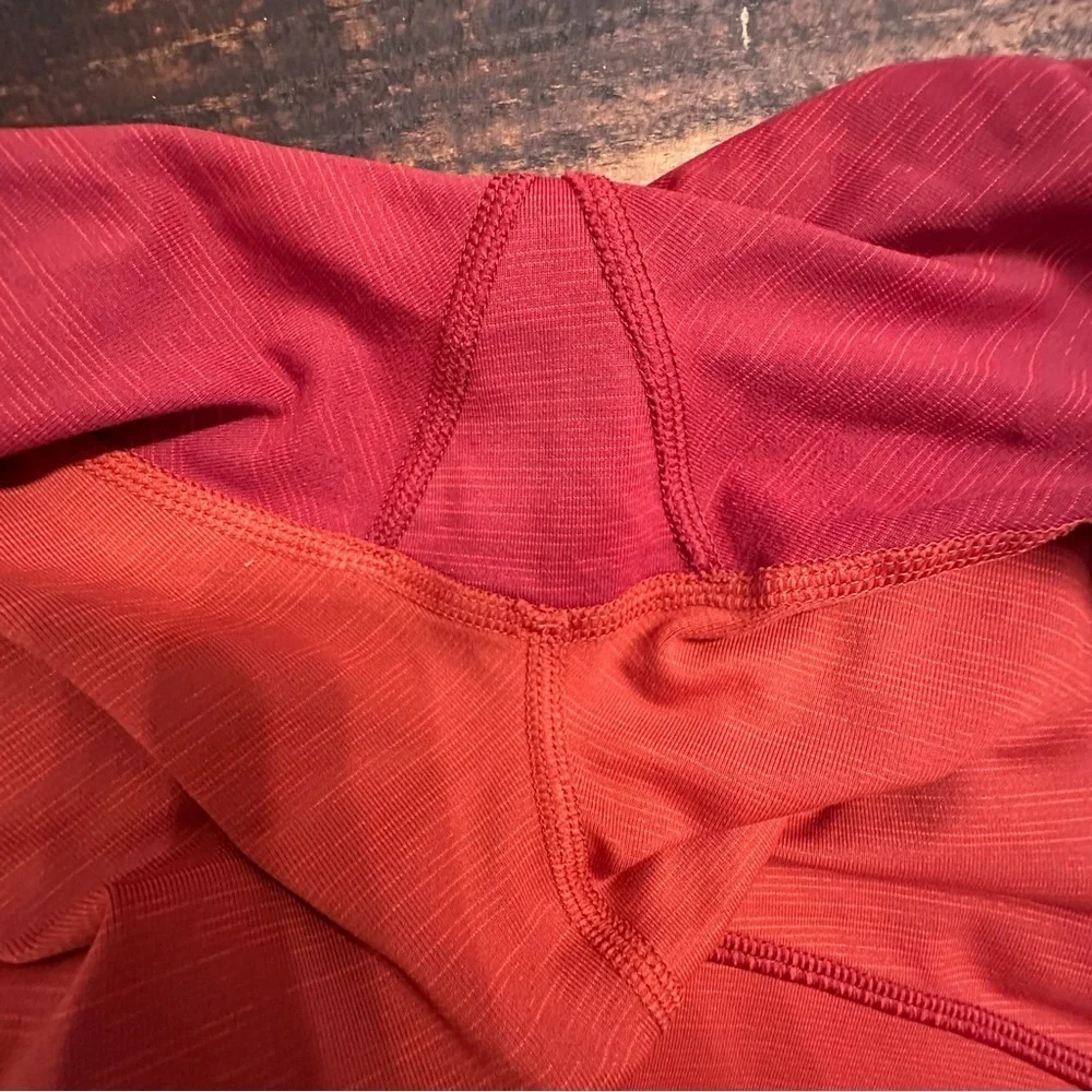 Outdoor Voices Colorblock 7/8 leggings- Like New